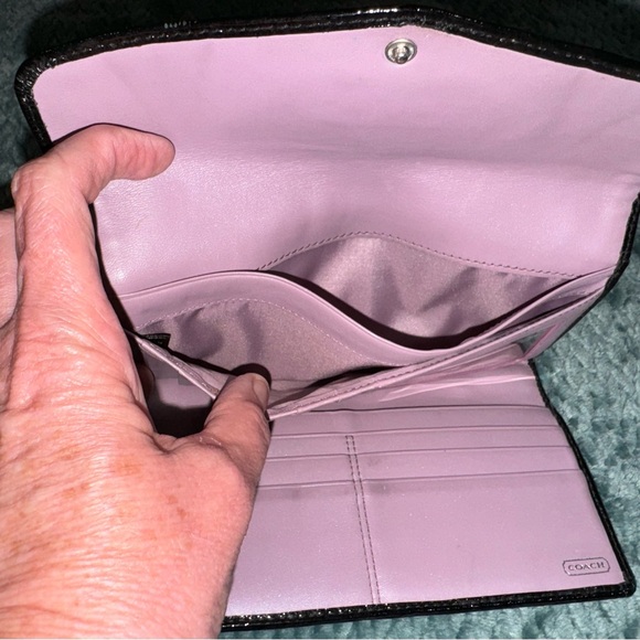 Authentic Black Logo Coach Wallet W/Credit Card Slots And Coin Case Lavender - Picture 7 of 10